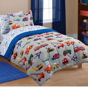 Kid’s comforter Bed set